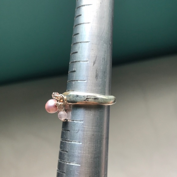 BCBG pink pearl, rose quartz, & crystal ring - Picture 7 of 8